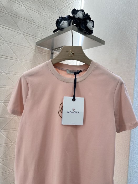 Футболка жіноча фото 3