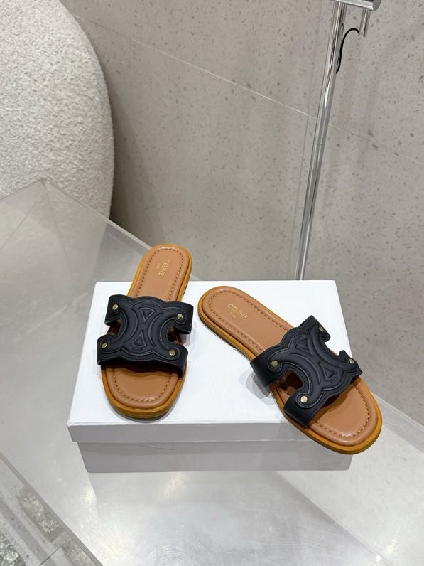 Шлепанцы женские фото 3