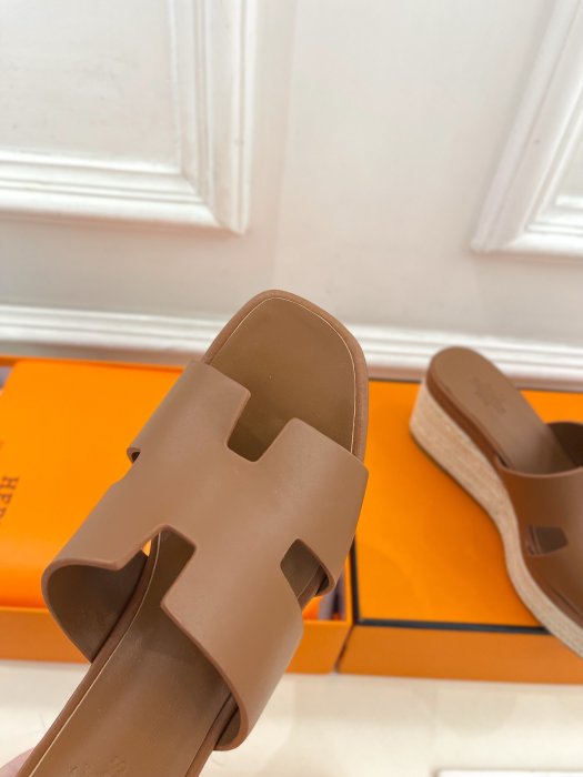 Босоножки фото 6