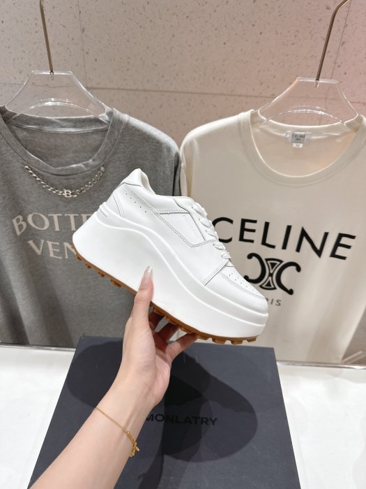 Кроссовки фото 4