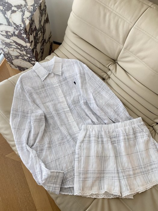 Костюм женский