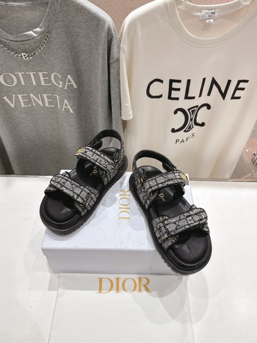 Sandals women's фото 2