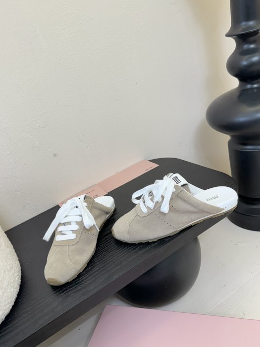 Кроссовки фото 3