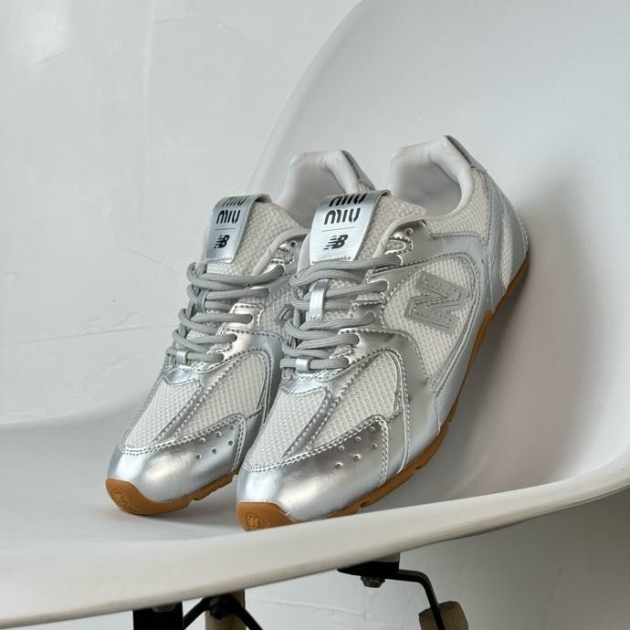 Sneakers Miu Miu x New Balance 530