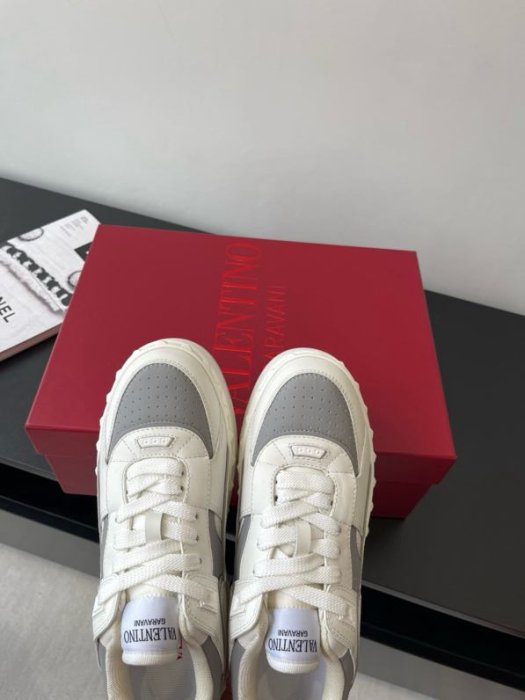 Sneakers women's фото 2