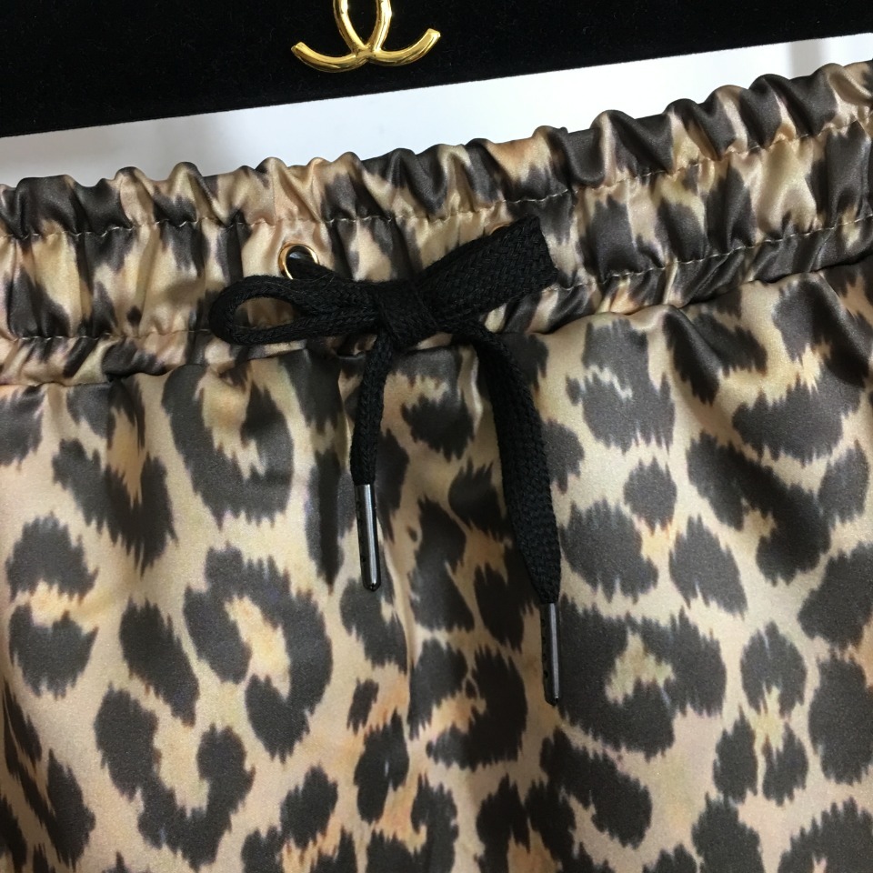 Elastic skirt from леопардовым print фото 4
