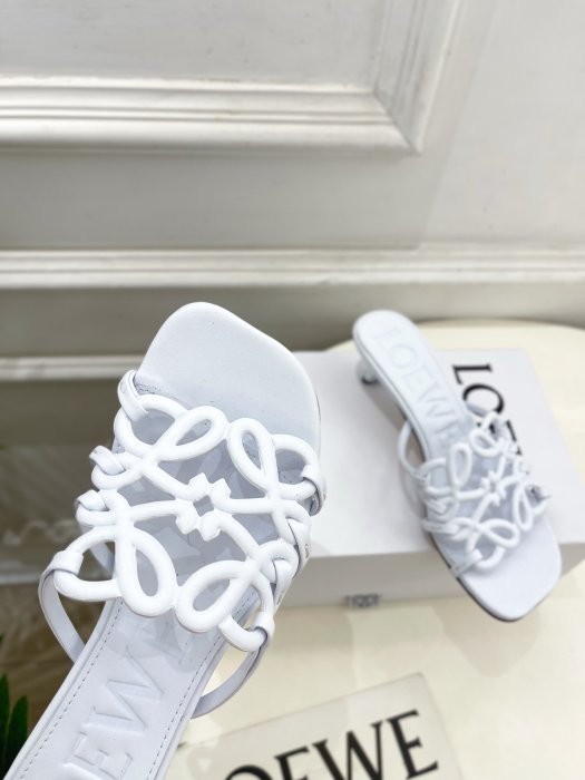 Босоножки фото 6