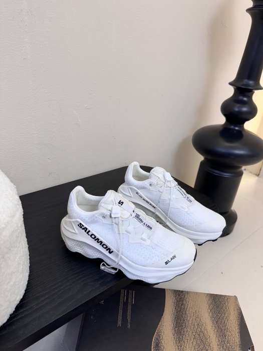 Кроссовки женские SALOMON XT WHISPER фото 2