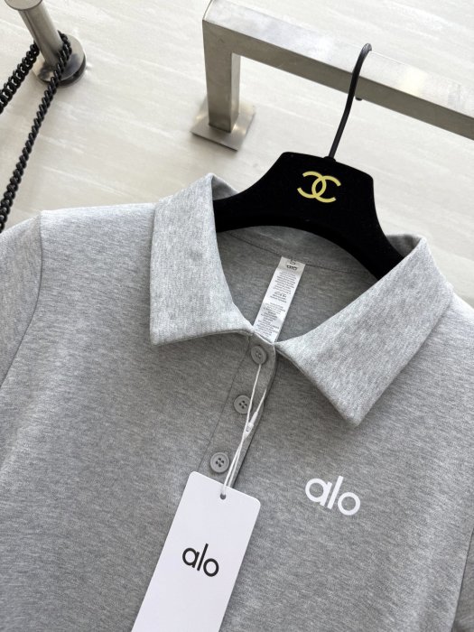 Костюм жіночий фото 5