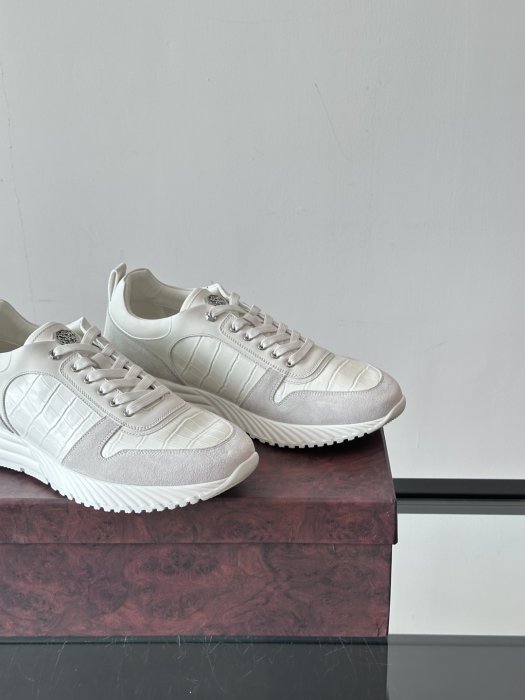 Кросівки фото 7