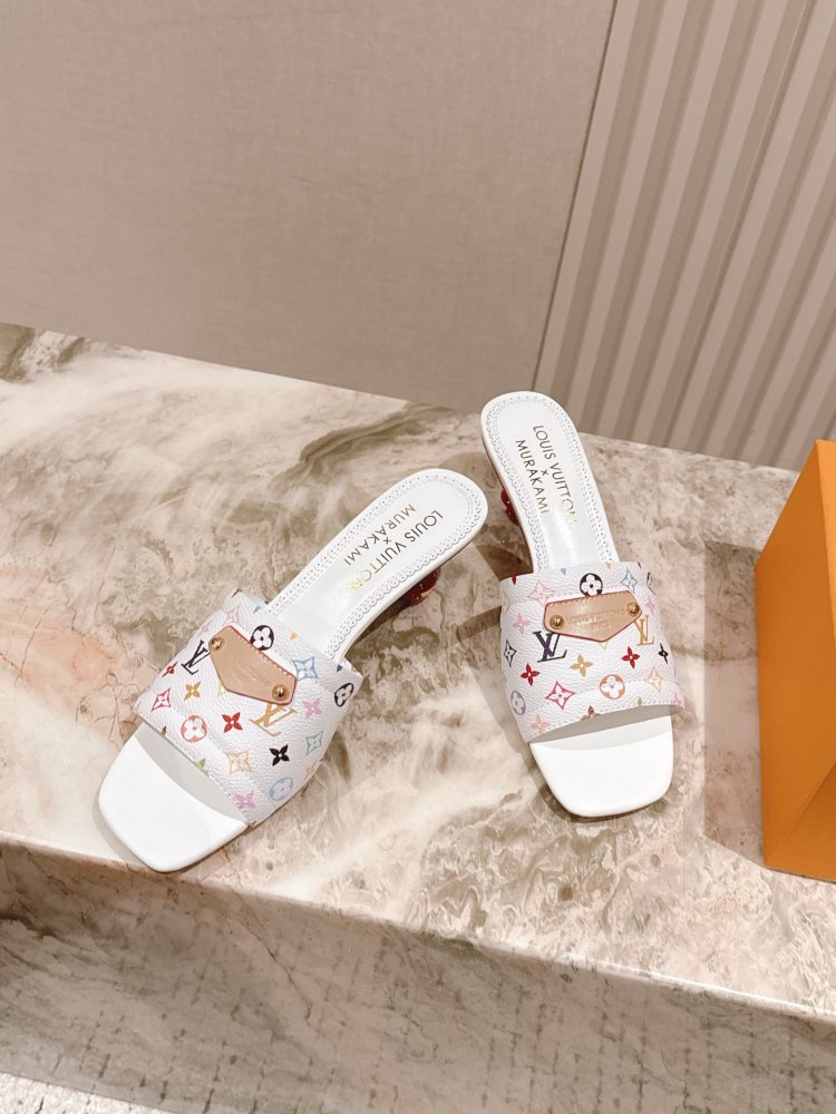 Босоніжки фото 3