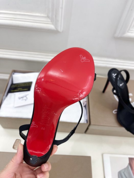 Босоніжки фото 9