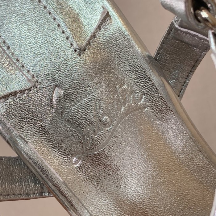 Босоніжки фото 9