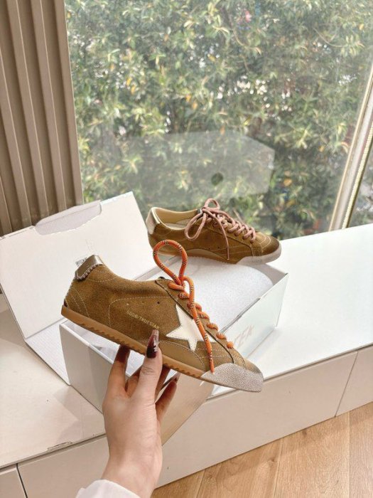 Кроссовки Golden Goose фото 2