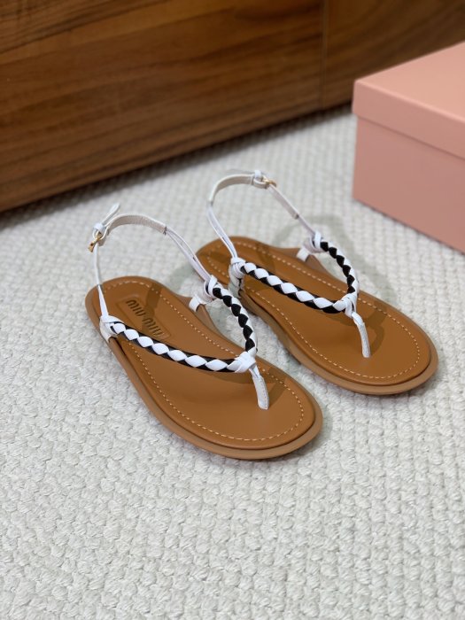 Сандалі жіночі фото 7