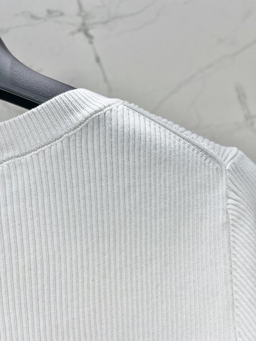 Футболка женская фото 6