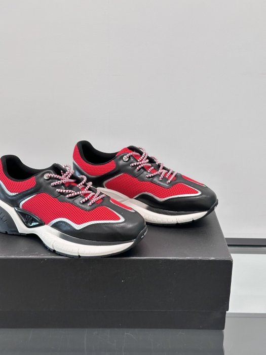 Кросівки чоловічі фото 8