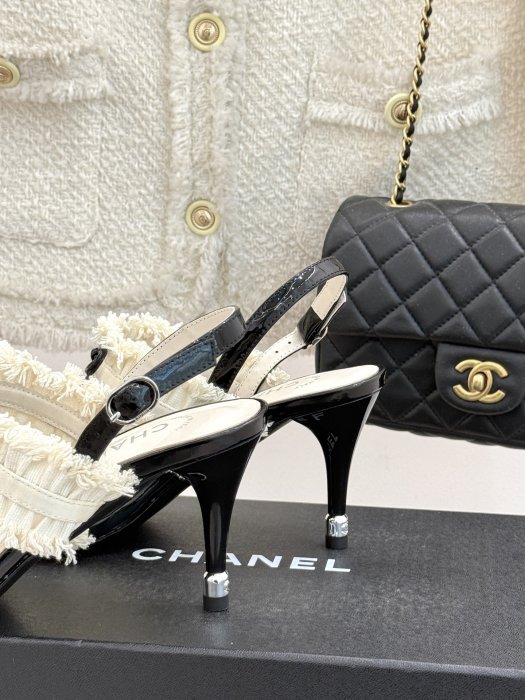 Босоножки фото 6