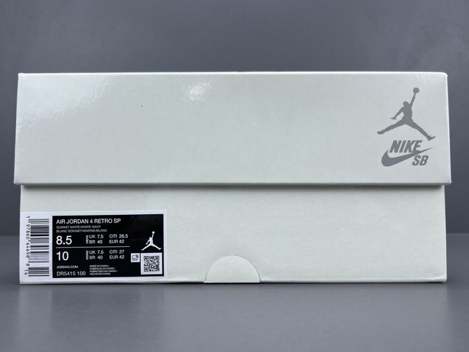 Кроссовки Nike SB x Jordan Air Jordan 4 Sapphire фото 9