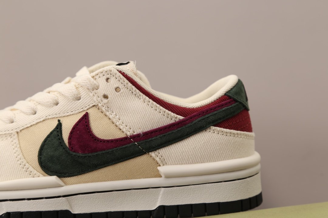 Кросівки Dunk Low SE фото 4