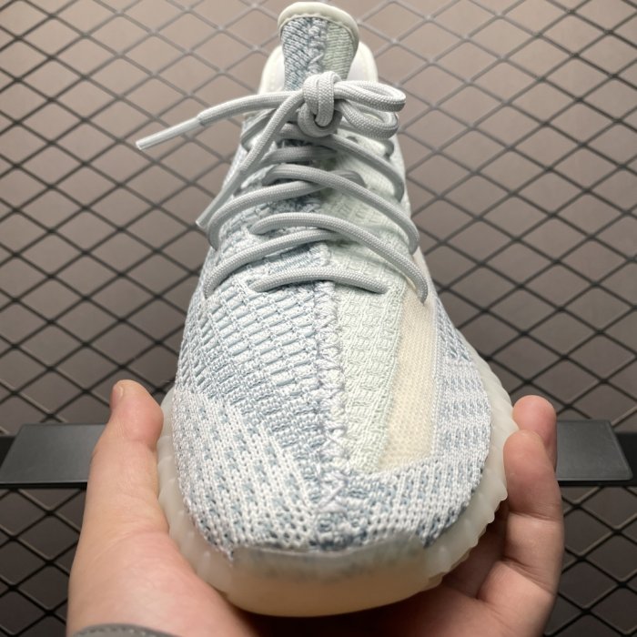 Кроссовки Yeezy Boost 350V2 фото 9