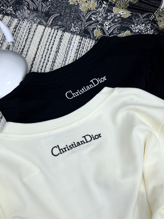 Футболка женская фото 7