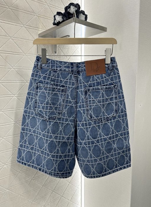 Shorts women's фото 2