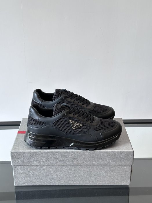 Кроссовки мужские