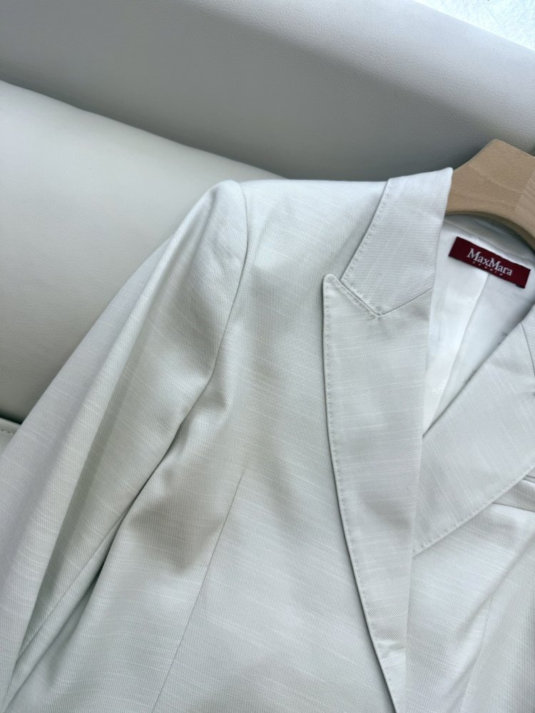 Костюм жіночий фото 7