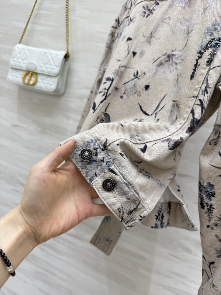 Jacket women's фото 8