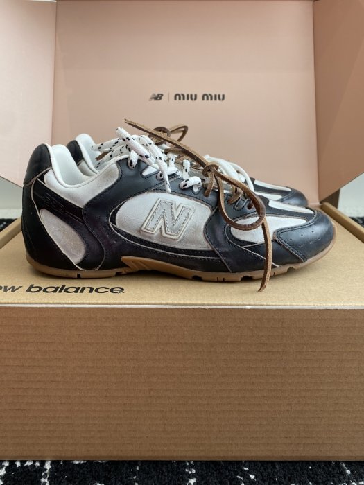 Sneakers MIU MIU x NEW BALANCE 530 фото 2