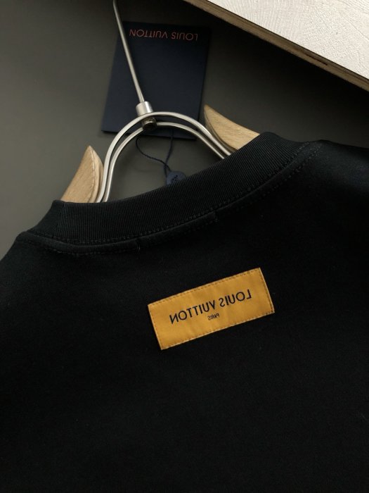 T-shirt men's фото 7