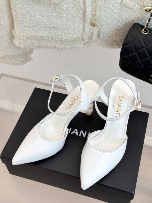 Босоножки фото 2