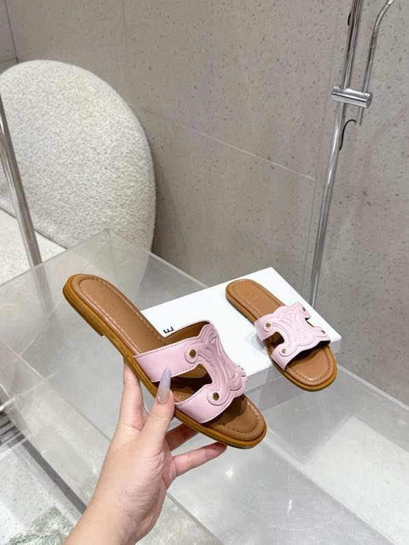 Шлепанцы женские фото 5