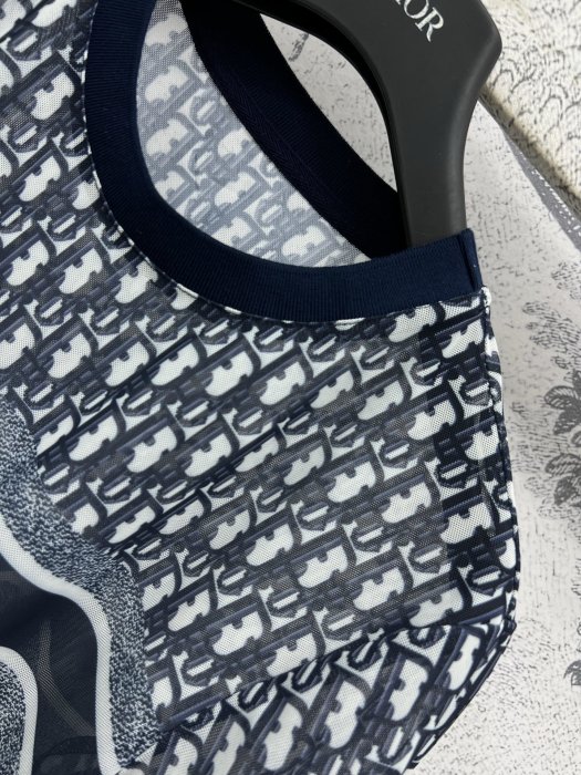 Футболка женская фото 6