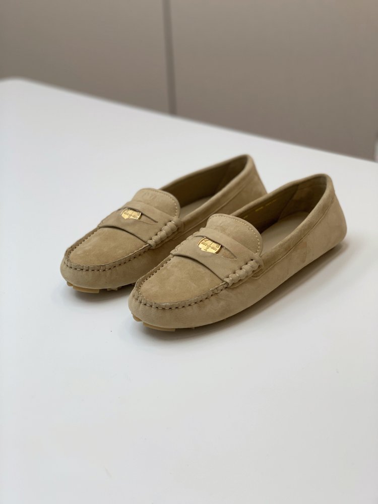 Лоферы женские фото 7