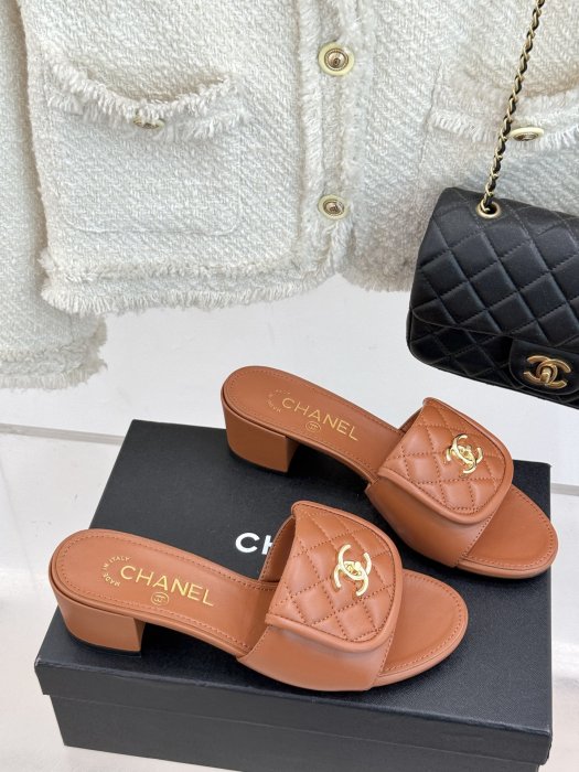 Босоножки фото 3