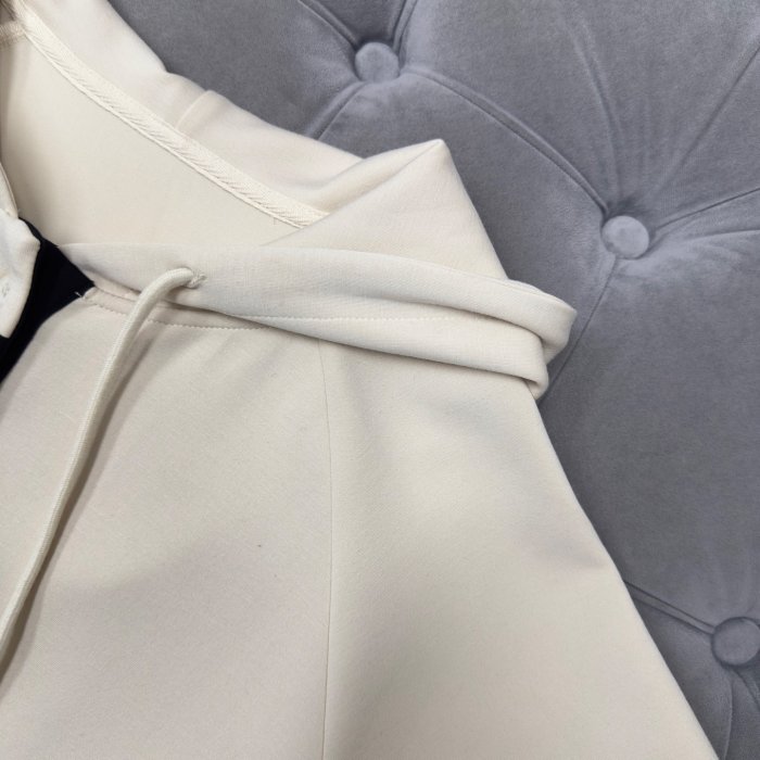 Костюм жіночий фото 5