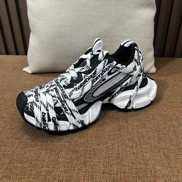 Кроссовки фото 7