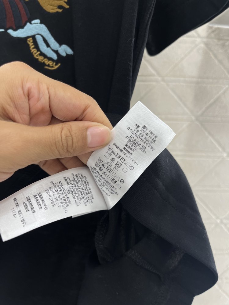 Футболка жіноча фото 9