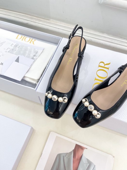 Босоножки фото 6