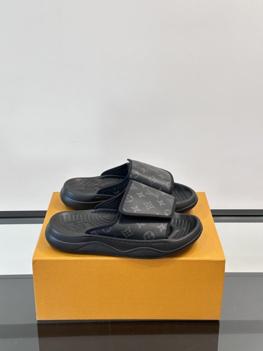 Шлепанцы мужские