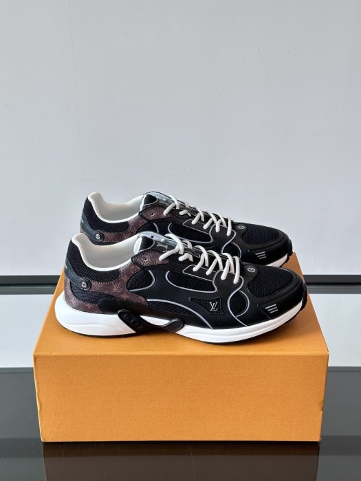 Кроссовки мужские