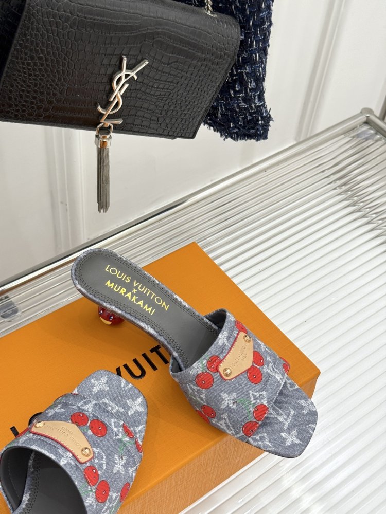 Босоніжки фото 5