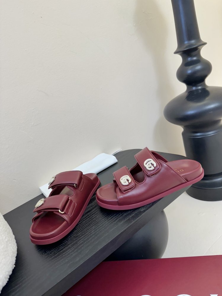 Шльопанці жіночі фото 3