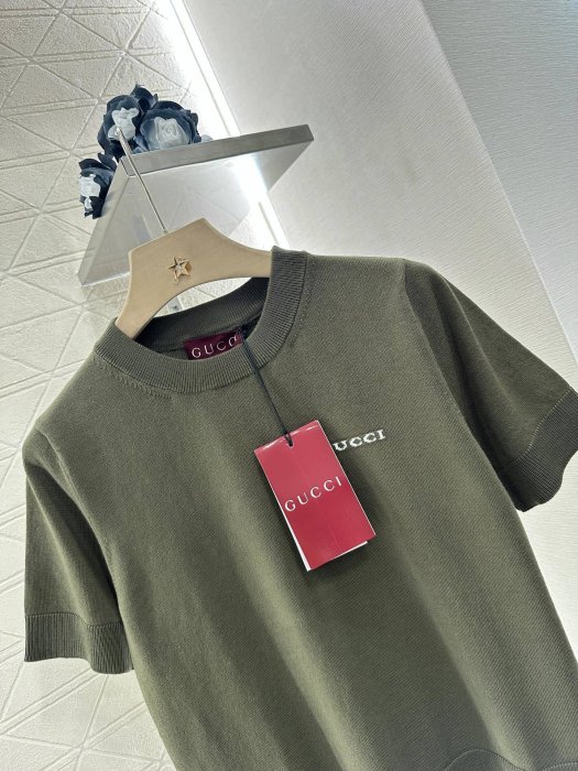 Футболка женская фото 3