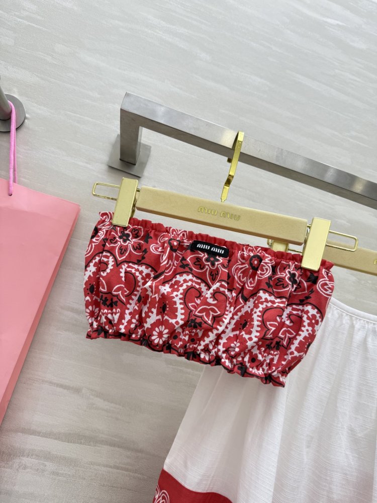 Costume female фото 4