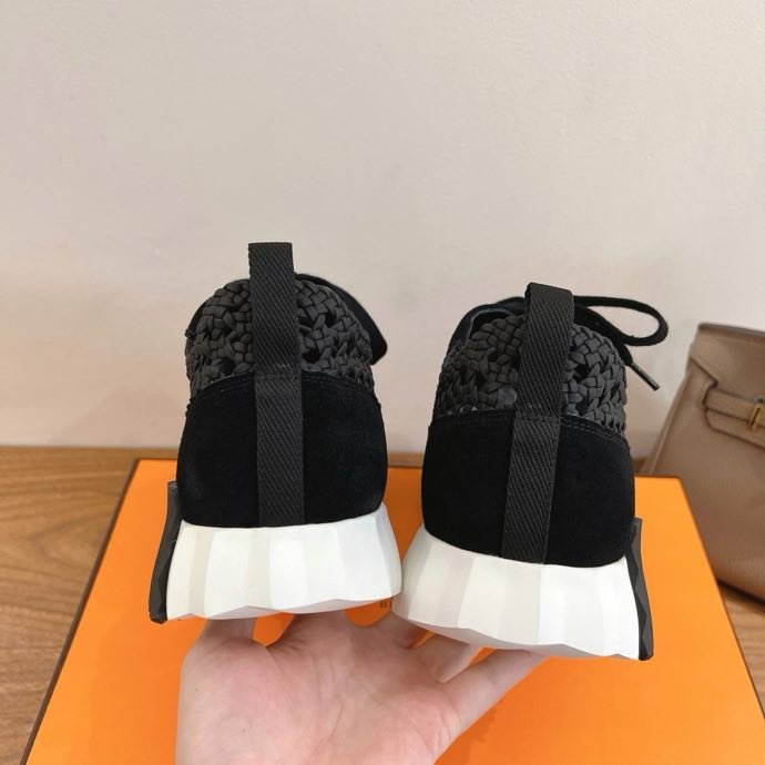 Кроссовки фото 8