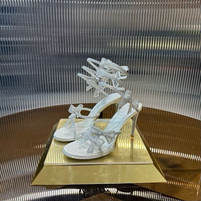 Босоножки фото 5