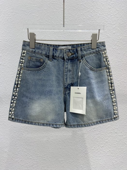 Shorts women's